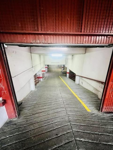 A Orillas Del Pilar Con Parking Zaragoza Exterior foto
